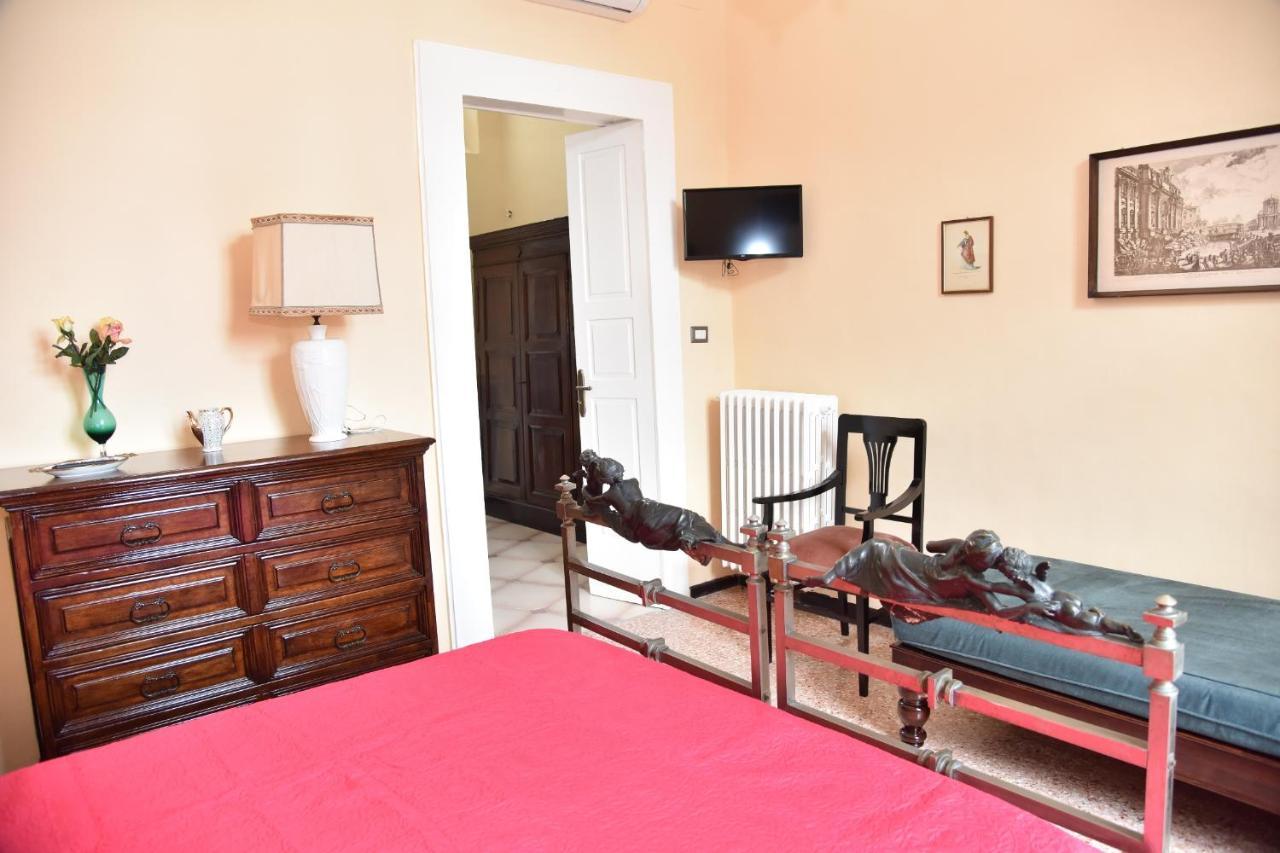 Rosaria Suite&Rooms Lecce Exterior foto
